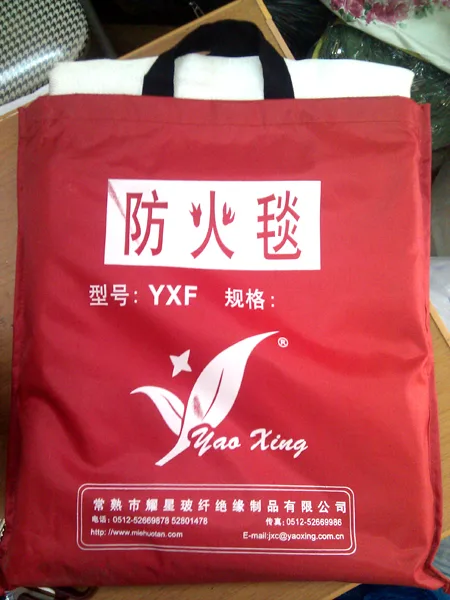 Chăn chữa cháy dập lửa sơi thủy tinh